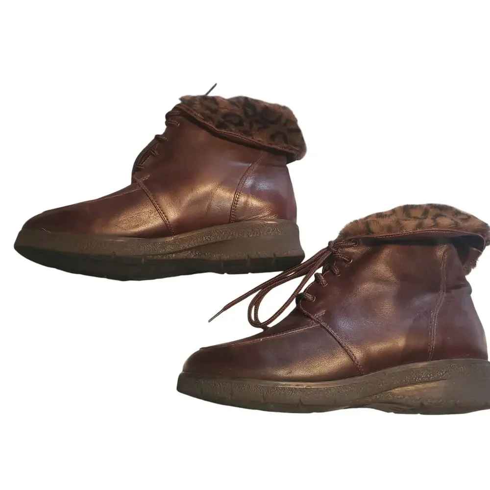 La Canadienne Size 8 Brown Leather Shearling Lined Laced Fold Over Winter Boots